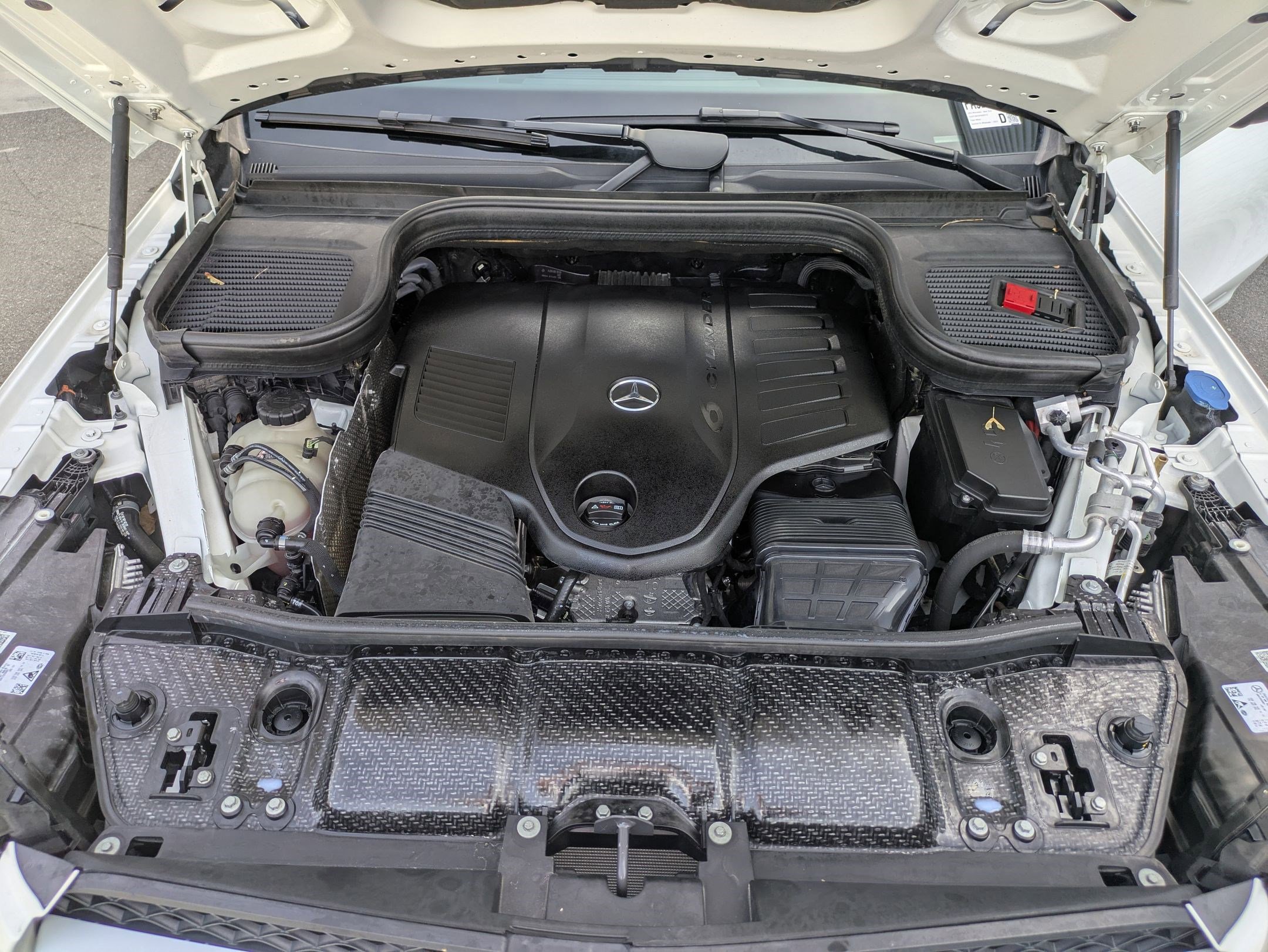 Used 2023 Mercedes-Benz GLS 450 4MATIC image 33