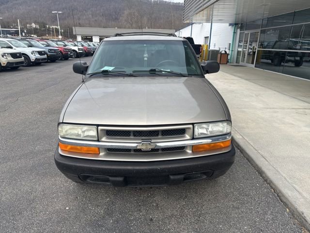 Used 2002 Chevrolet Blazer LS w/ Preferred Equipment Group image 2