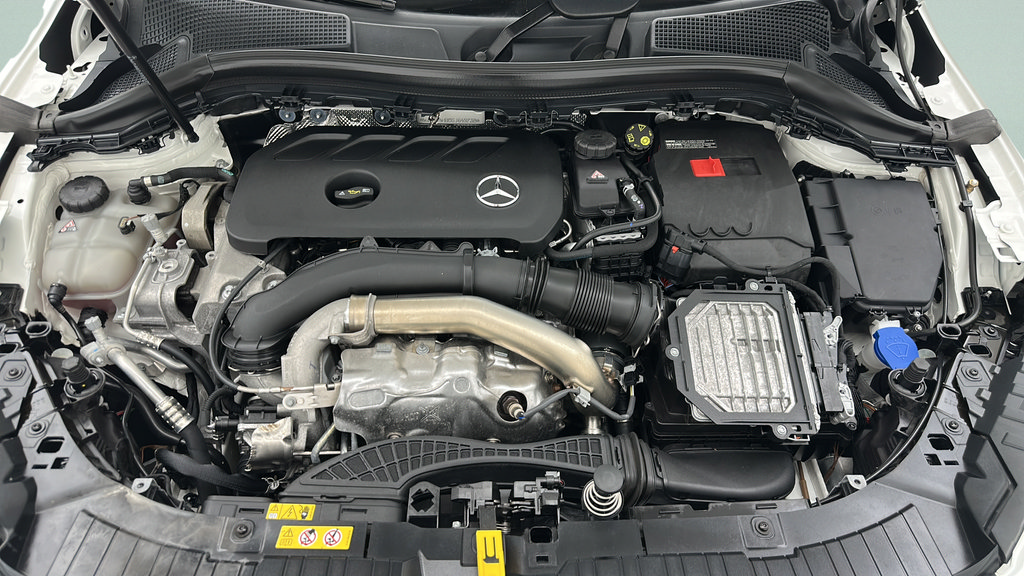 Used 2025 Mercedes-Benz GLA 250 4MATIC image 23