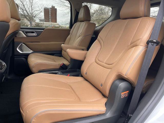 Certified 2025 INFINITI QX80 Sensory image 14