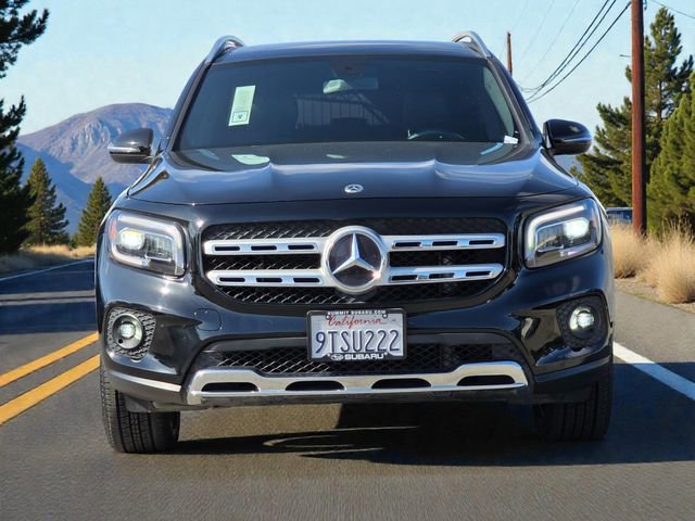 Used 2021 Mercedes-Benz GLB 250 4MATIC w/ Premium Package image 3