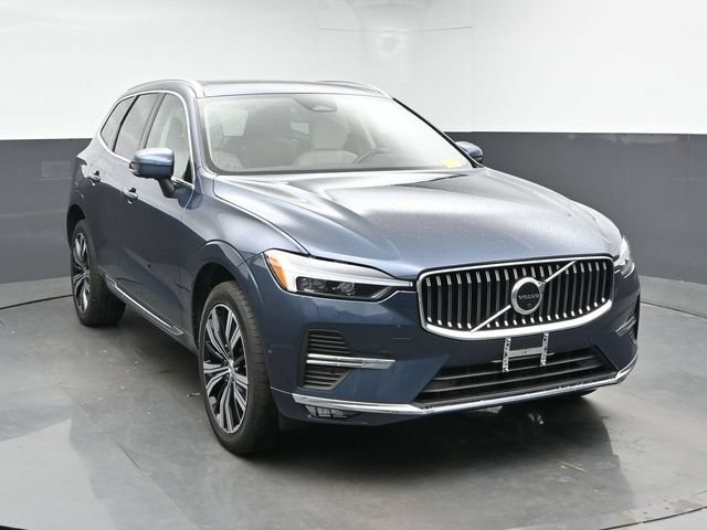 Used 2023 Volvo XC60 B5 Plus w/ Climate Package AWD/4WD image 2