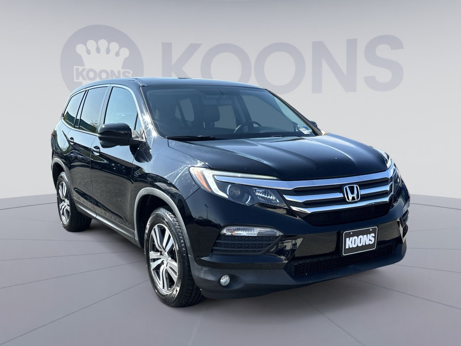 Used 2017 Honda Pilot EX-L image 2