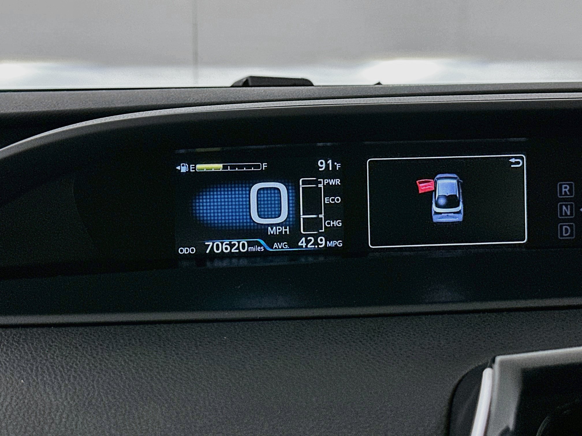 Used 2020 Toyota Prius XLE w/ Premium Convenience Package FWD image 19