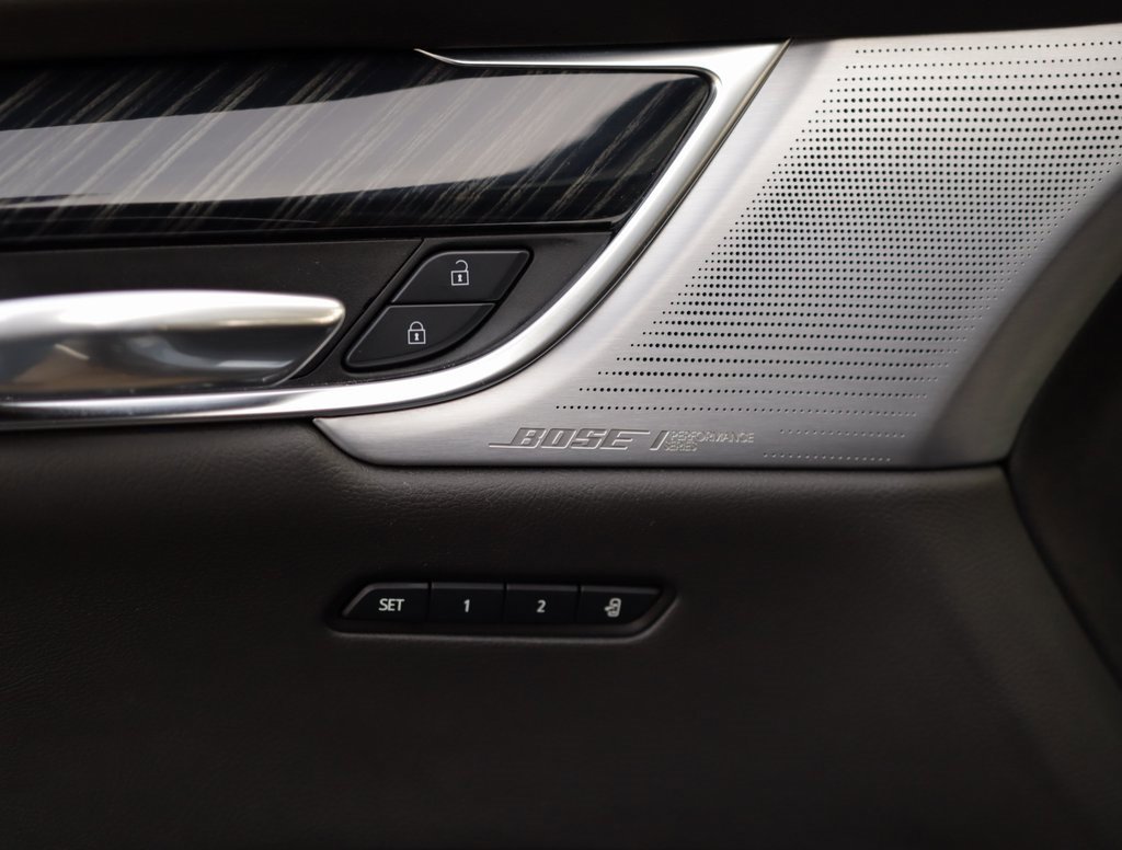 Used 2025 Cadillac XT6 Premium Luxury image 27