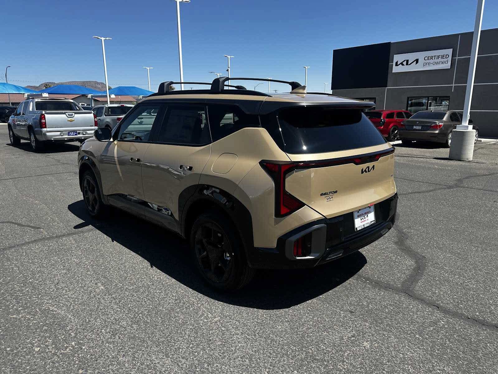 New 2027 Kia Seltos X-Line S w/ X-Line S Premium Package AWD/4WD image 6