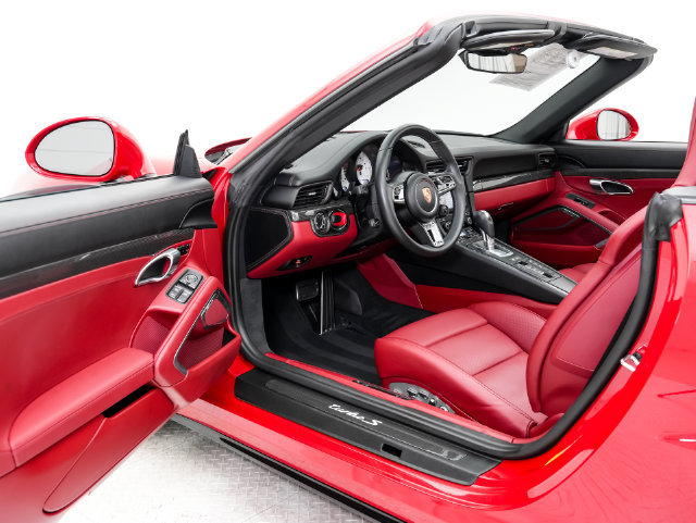 Used 2018 Porsche 911 Turbo S AWD/4WD image 7