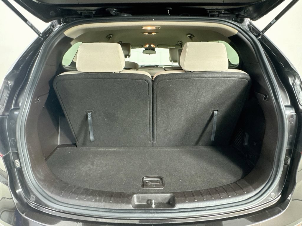 Used 2018 Hyundai Santa Fe SE AWD/4WD image 28