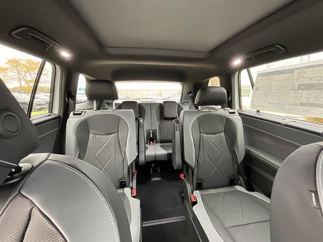 New 2027 Volkswagen Atlas SEL R-Line AWD/4WD image 9
