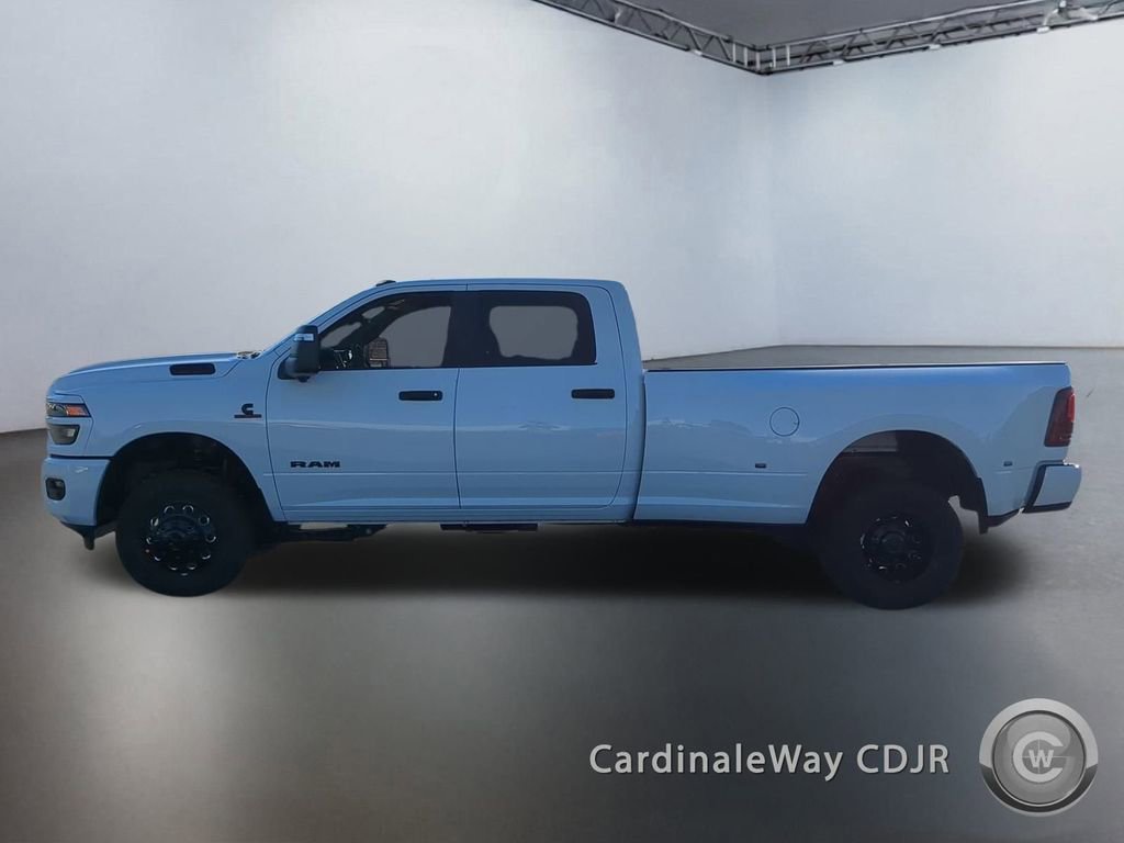 New 2026 RAM 3500 Big Horn AWD/4WD image 5