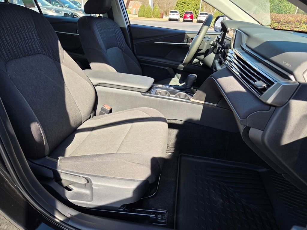 Certified 2025 Toyota Camry LE FWD image 15