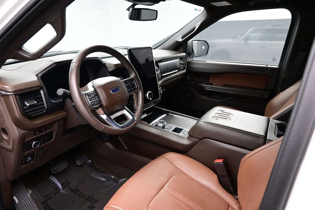 Used 2024 Ford Expedition King Ranch RWD image 8