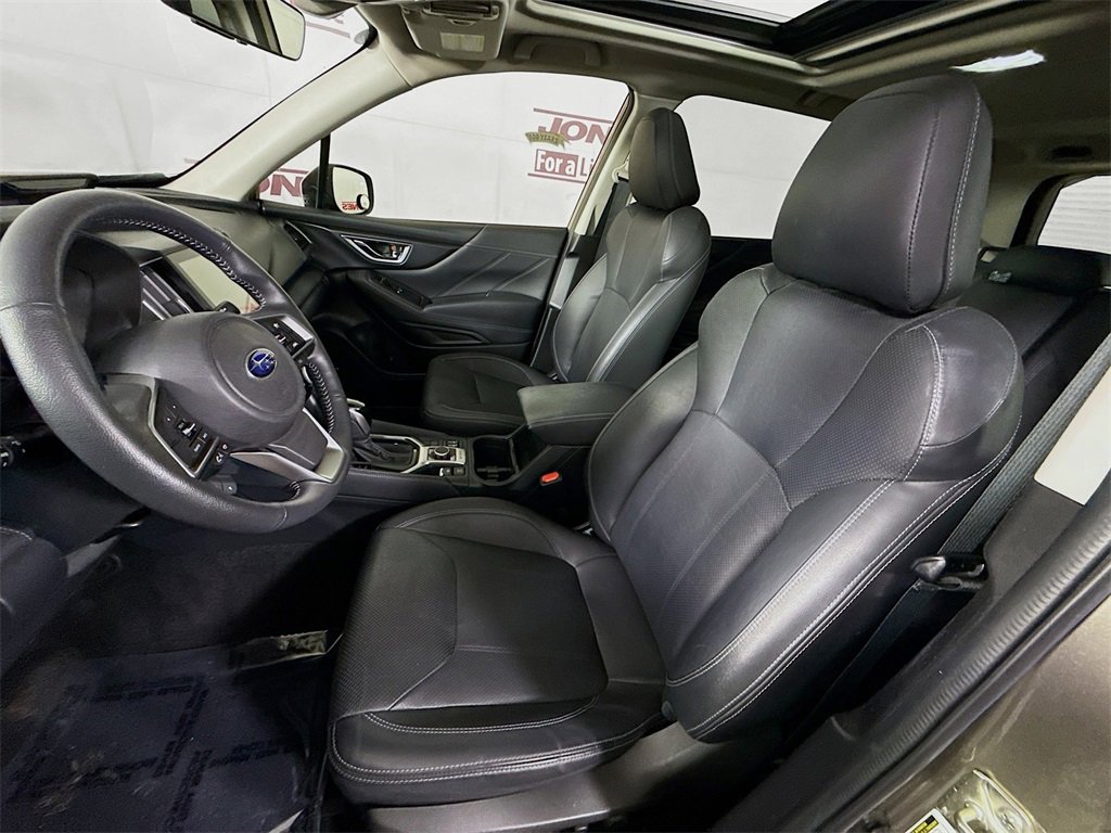 Used 2019 Subaru Forester Touring w/ Popular Package #3 image 27