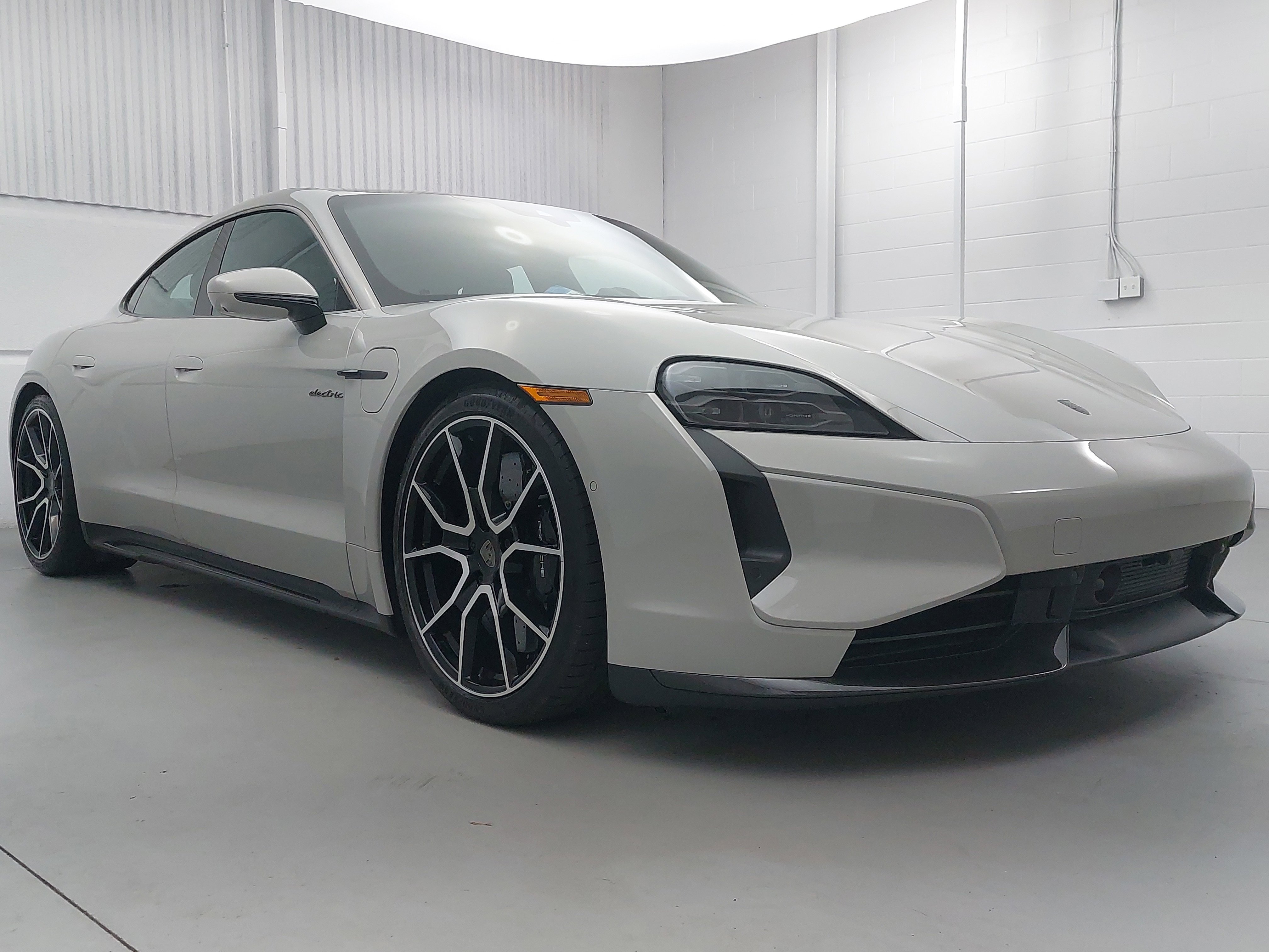 New 2025 Porsche Taycan Turbo S image 9