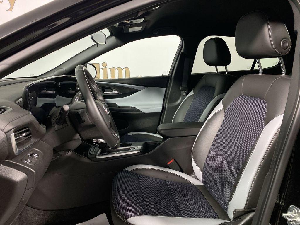 Certified 2024 Buick Envista Preferred w/ Convenience I Package image 11