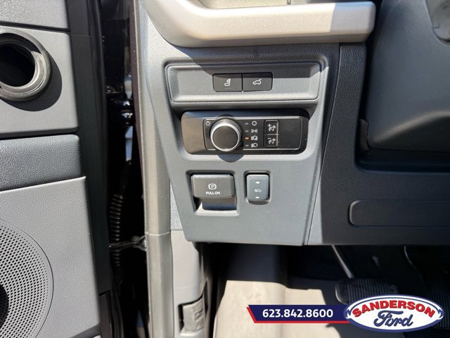 Certified 2024 Ford Expedition XLT AWD/4WD image 13