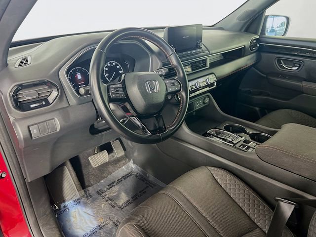 Used 2023 Honda Pilot Sport image 11