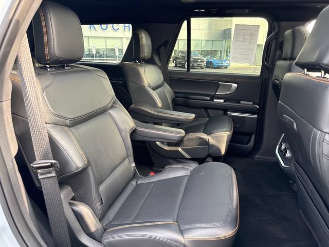 Used 2025 Ford Expedition Tremor AWD/4WD image 14