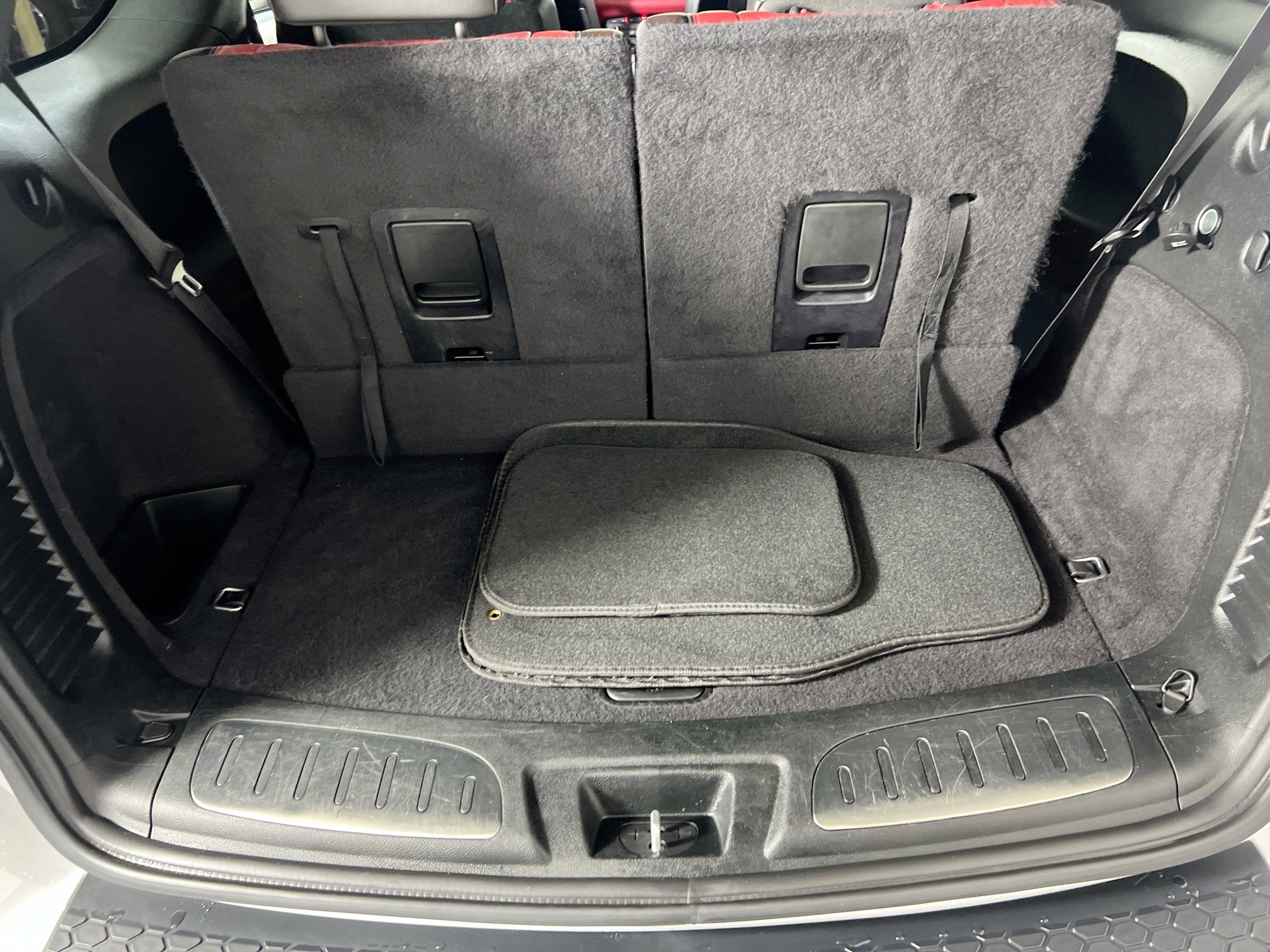 Used 2022 Dodge Durango R/T w/ Blacktop Package image 27