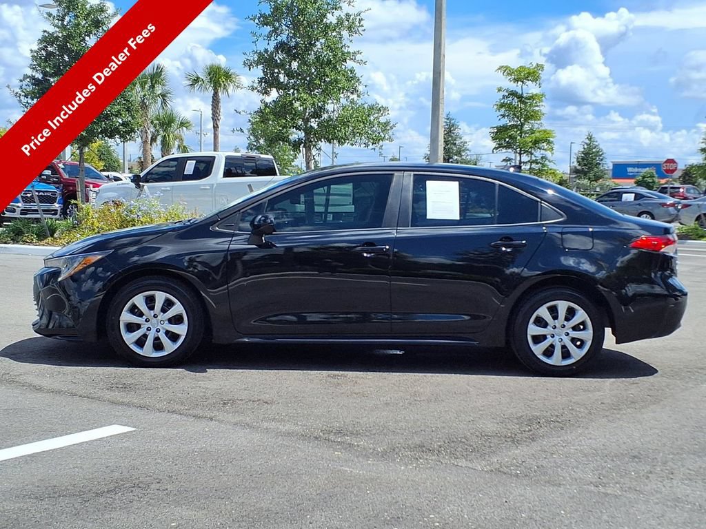 Used 2024 Toyota Corolla LE FWD image 4