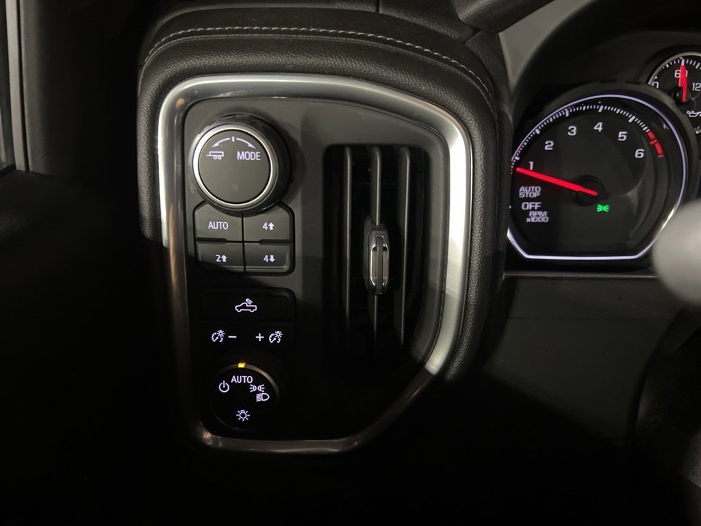 Used 2021 Chevrolet Silverado 1500 LT w/ Texas Edition Plus image 10