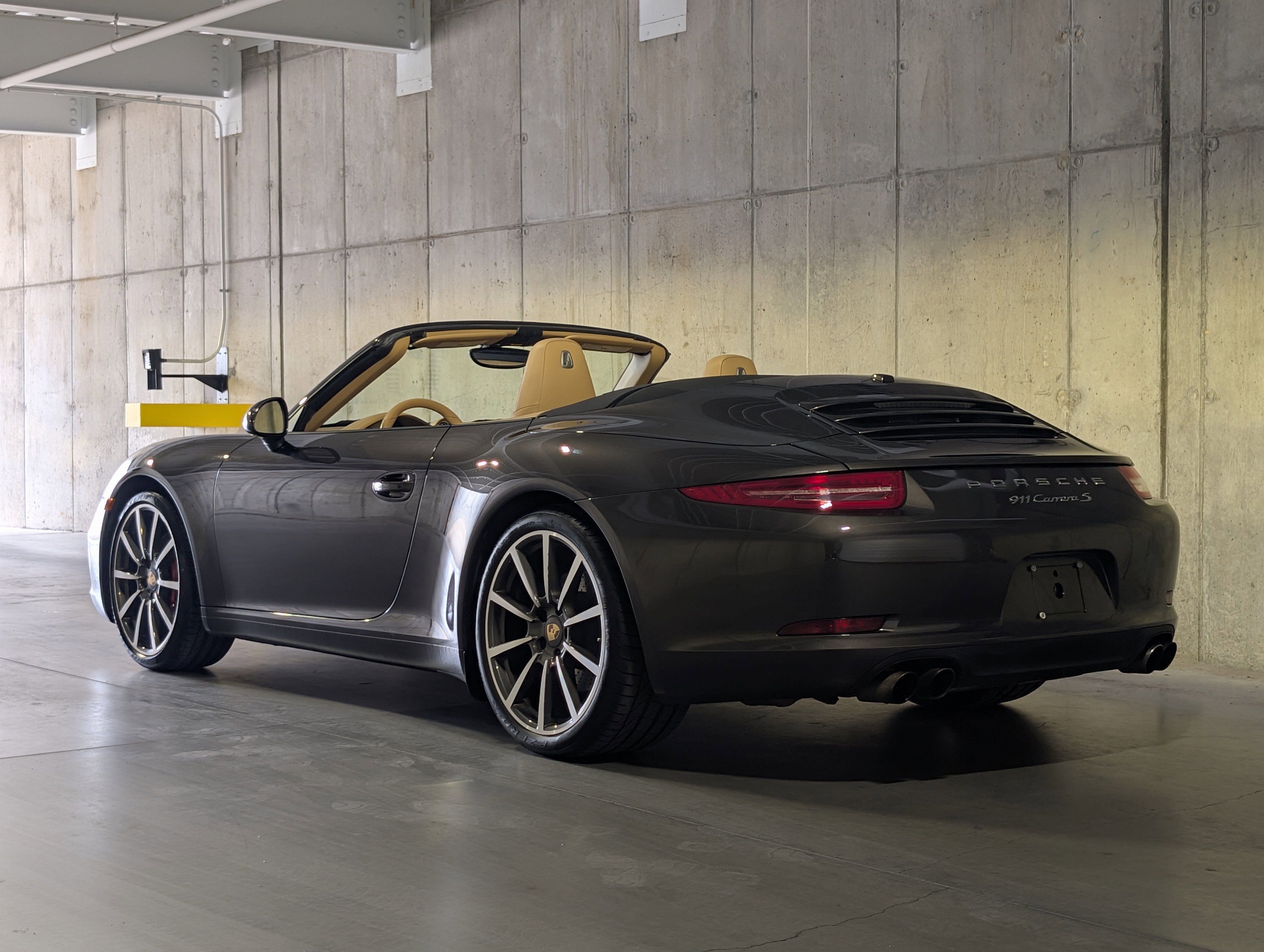 Used 2013 Porsche 911 Carrera S image 2