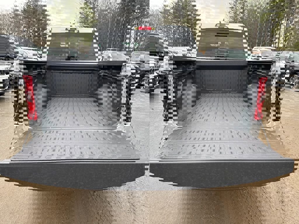 New 2026 RAM 1500 4x4 Crew Cab image 27