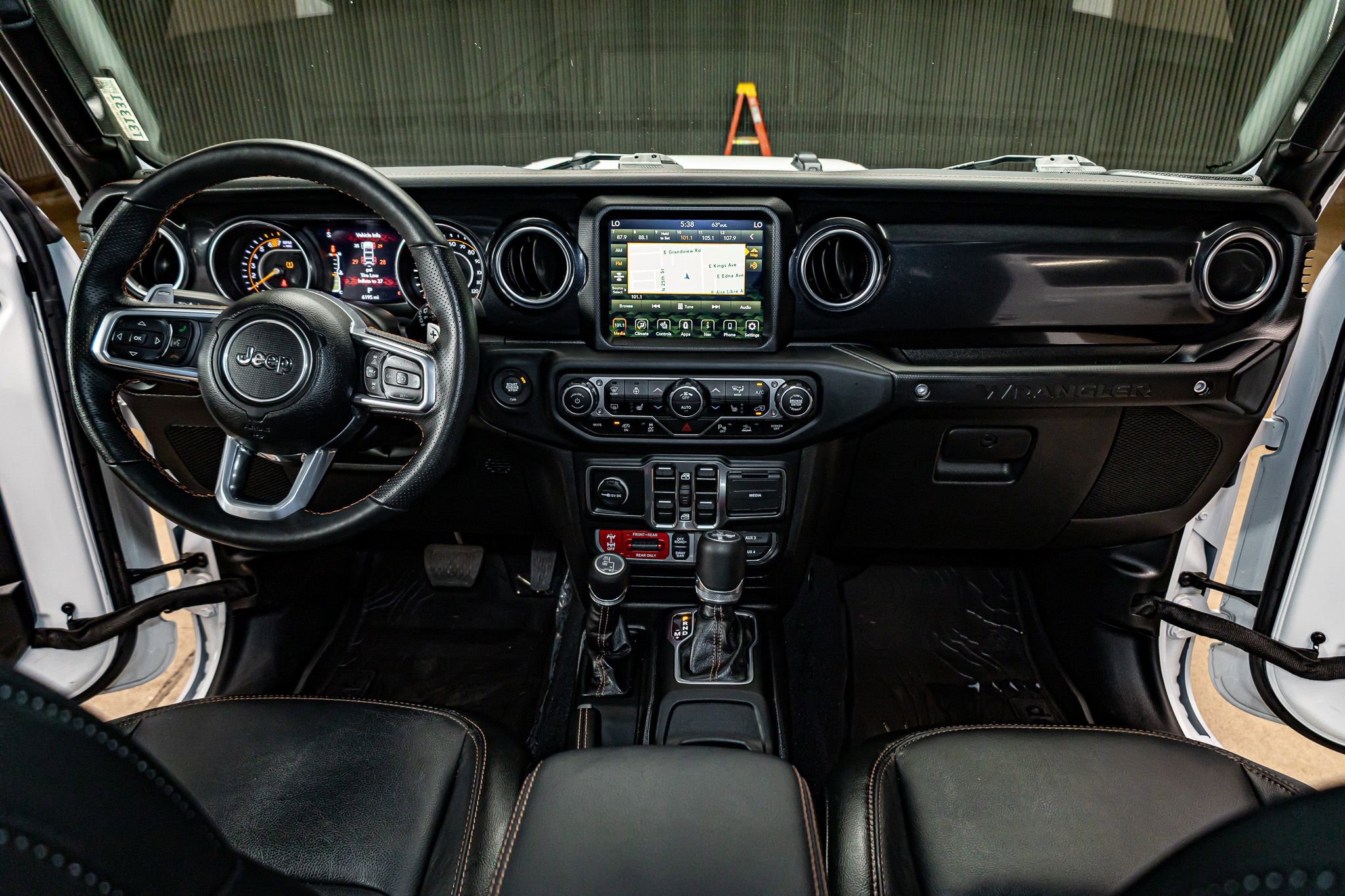 Used 2023 Jeep Wrangler Unlimited Rubicon 392 w/ Xtreme Recon 35" Tire Package image 18