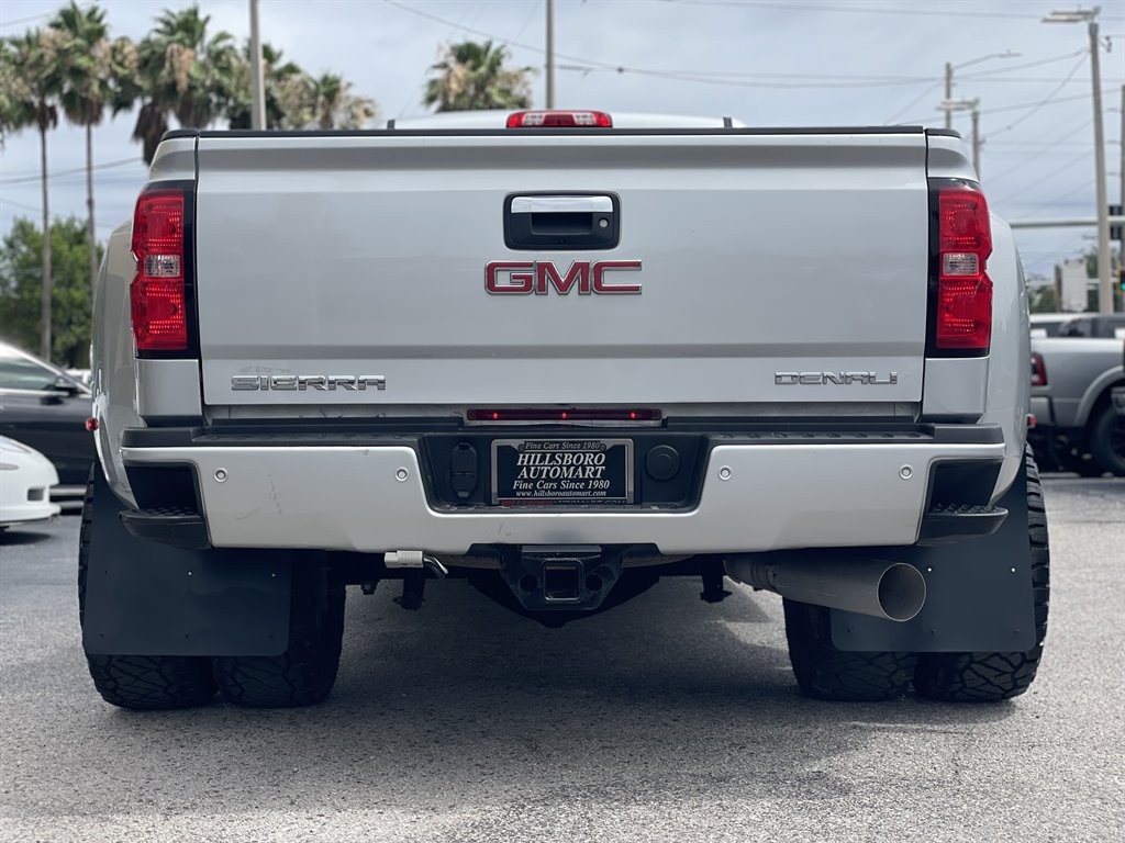 Used 2018 GMC Sierra 3500 Denali w/ Duramax Plus Package AWD/4WD image 11