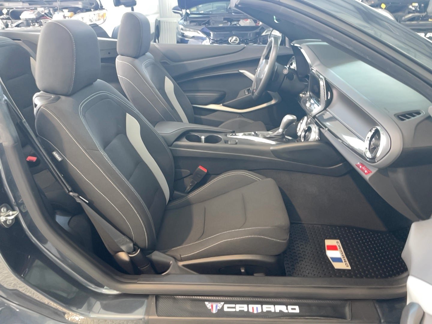 Used 2023 Chevrolet Camaro SS RWD image 13