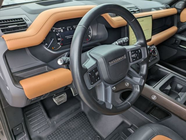 Used 2023 Land Rover Defender 110 X image 7