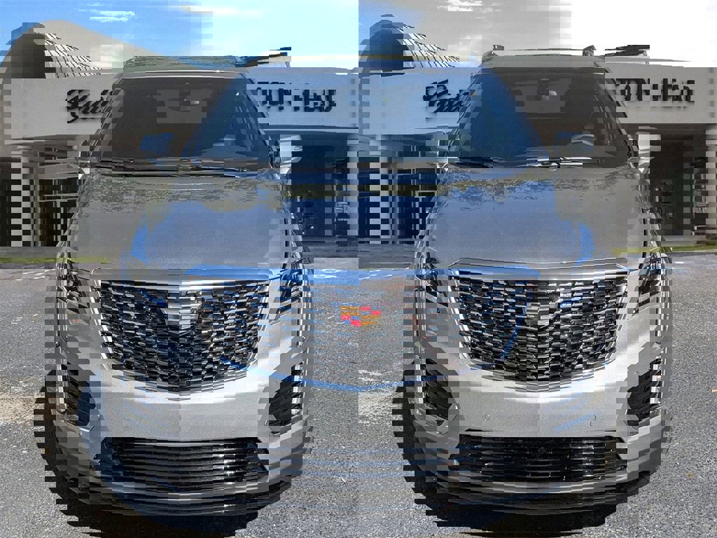 New 2026 Cadillac XT5 Luxury image 9