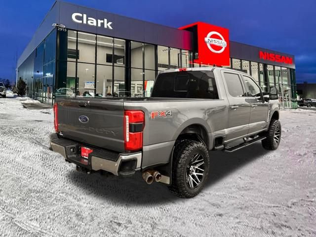 Used 2024 Ford F350 Lariat image 7