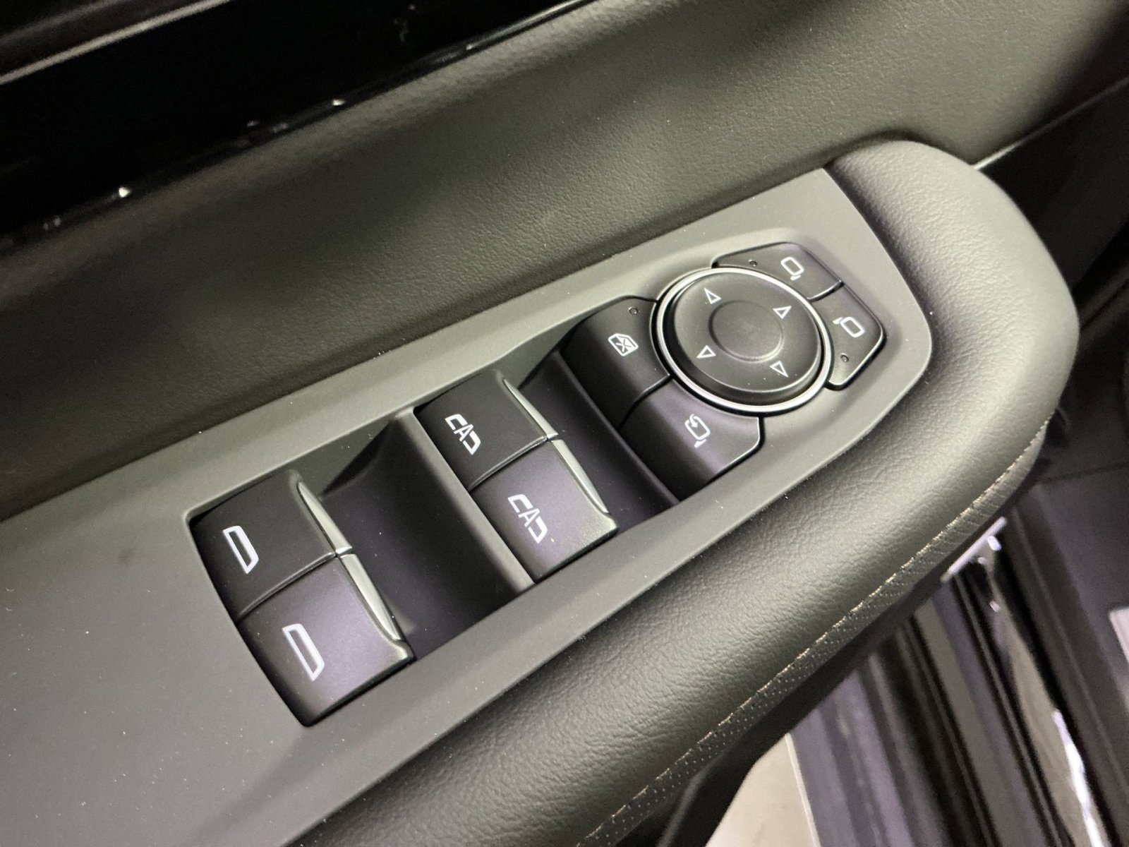 New 2026 Chevrolet Tahoe High Country w/ Sun And Tow Package image 23