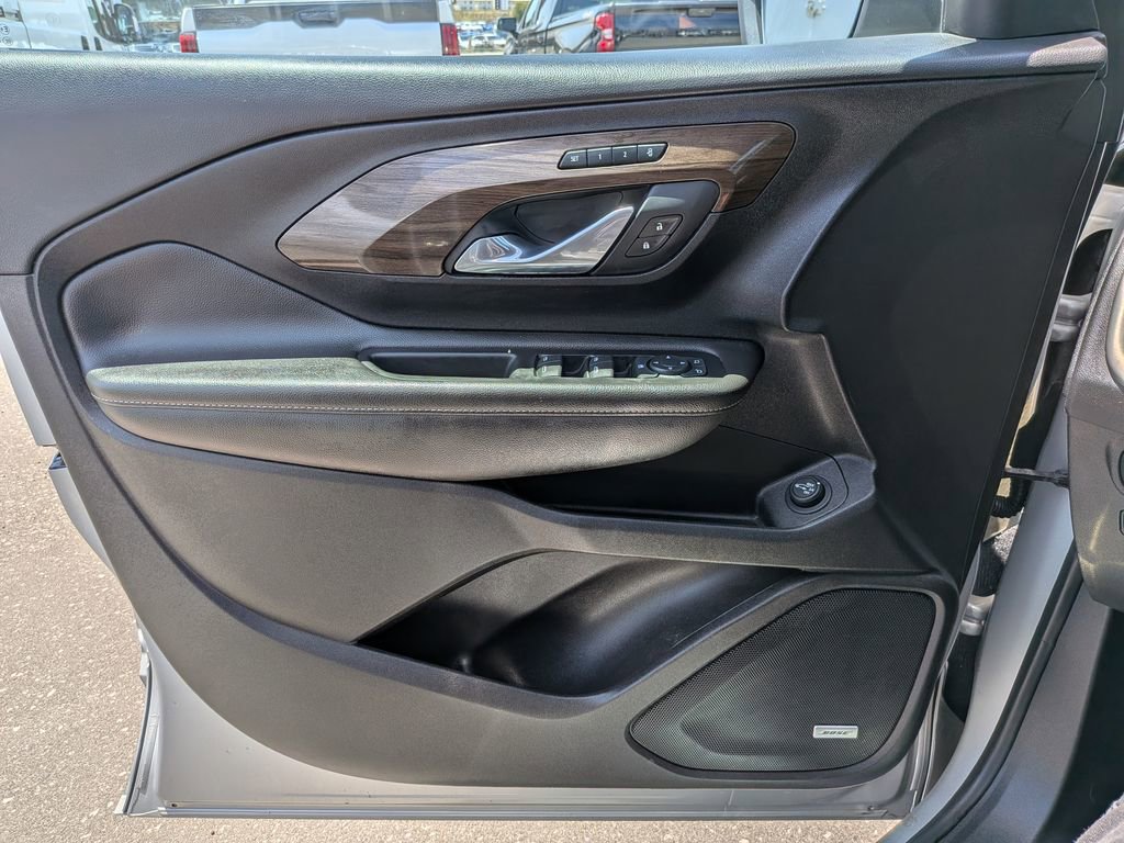Used 2019 GMC Terrain Denali w/ Advanced Safety Package AWD/4WD image 38