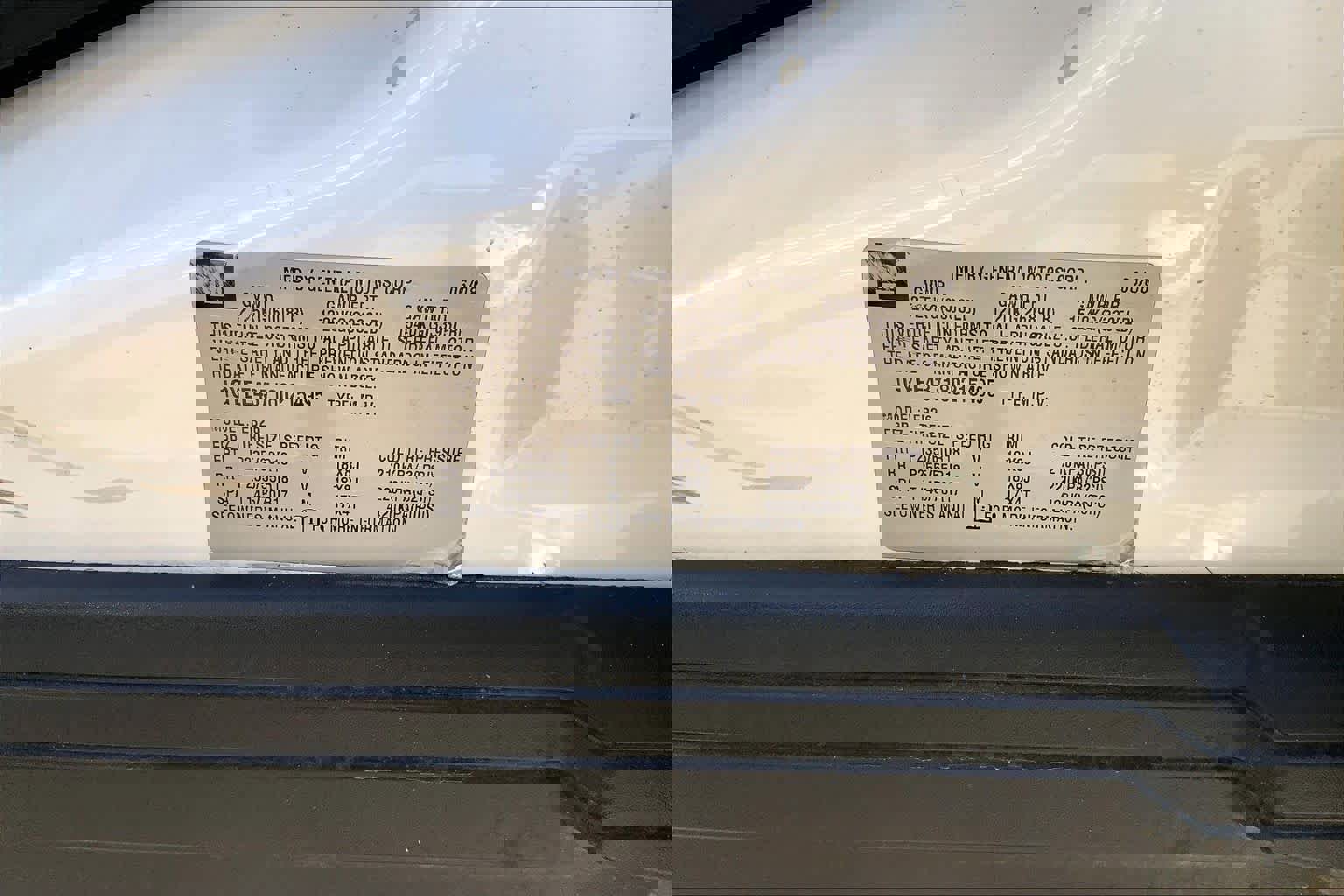 Used 2008 Cadillac SRX AWD w/ Theater Package image 31