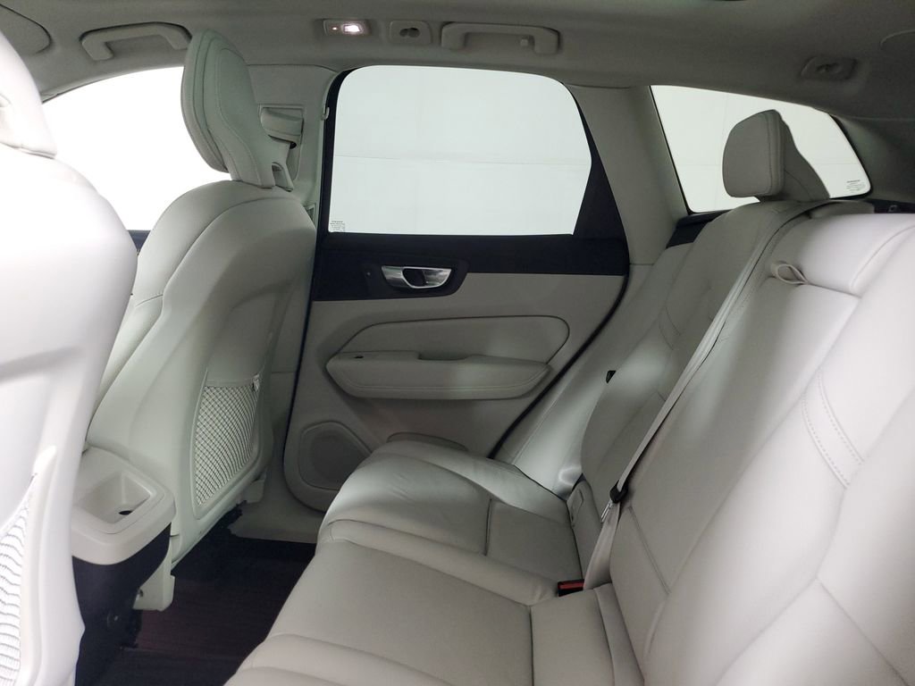 Certified 2023 Volvo XC60 B5 Plus w/ Protection Package Premier AWD/4WD image 14