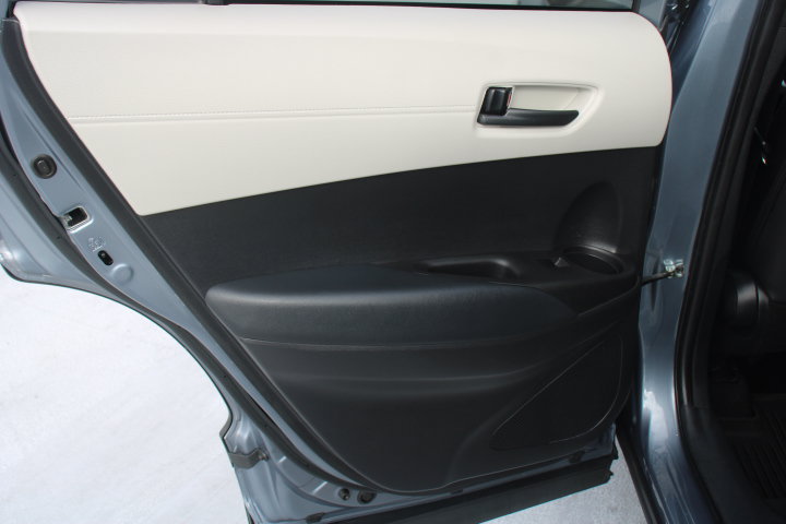 Certified 2022 Toyota Corolla Cross LE AWD/4WD image 12