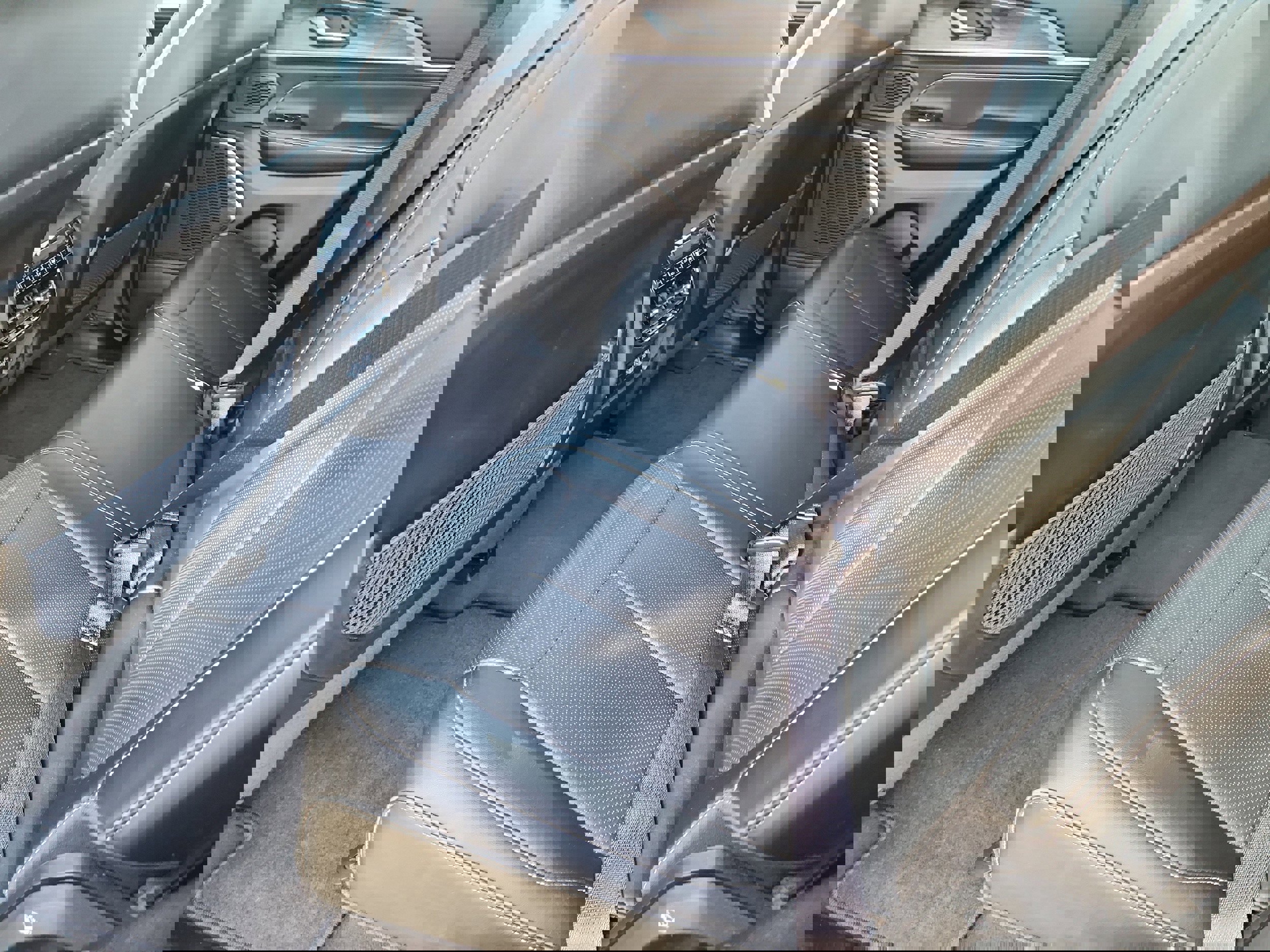 Used 2023 Jeep Grand Cherokee Overland w/ Adv Protech Group III image 11