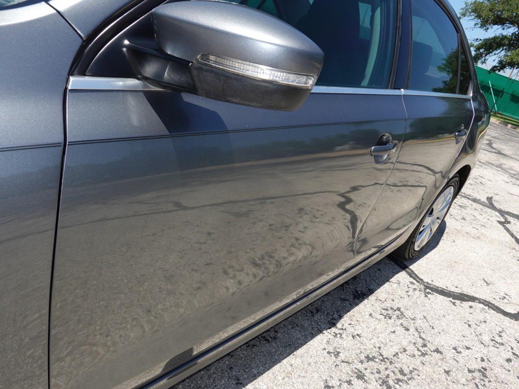 Used 2013 Volkswagen Jetta SE FWD image 10