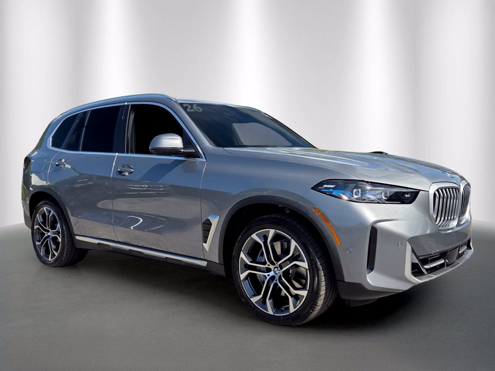 Certified 2026 BMW X5 xDrive50e AWD/4WD image 2