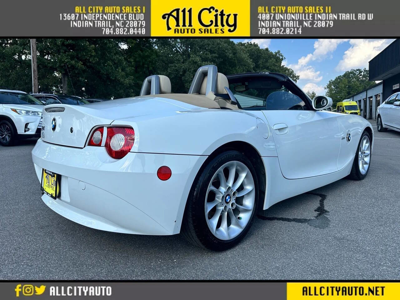 Used 2005 BMW Z4 2.5i image 22