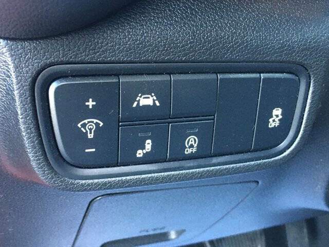 Used 2022 Kia Soul LX w/ Technology Package image 12