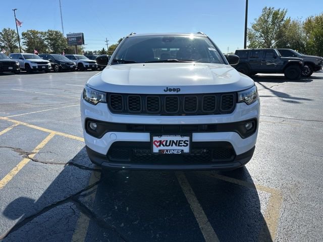 New 2026 Jeep Compass Latitude image 12