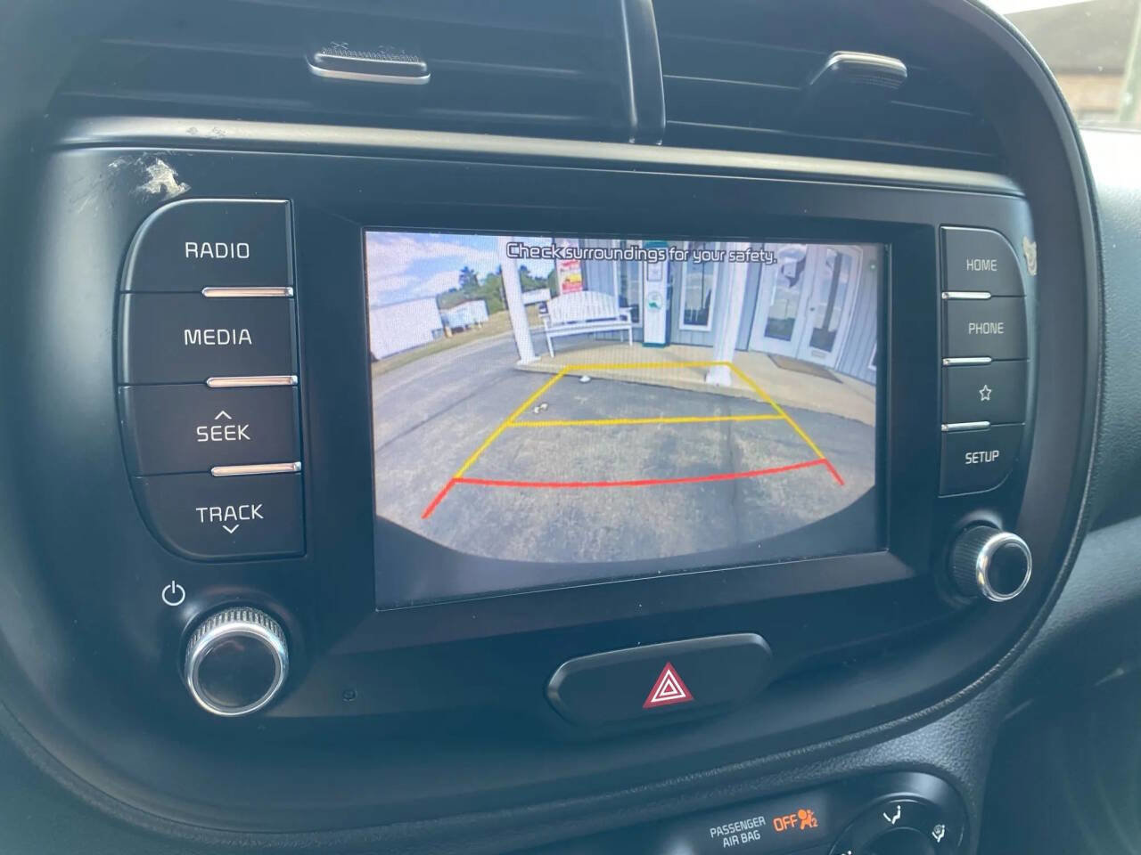 Used 2020 Kia Soul LX image 18