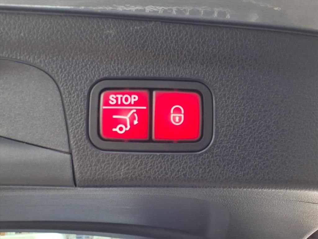 Used 2021 Mercedes-Benz GLE 350 4MATIC image 11