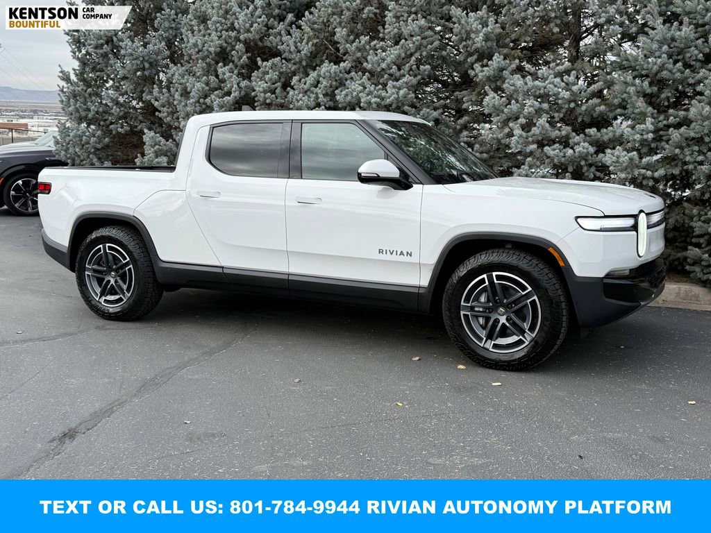 Used 2025 Rivian R1T Adventure image 13
