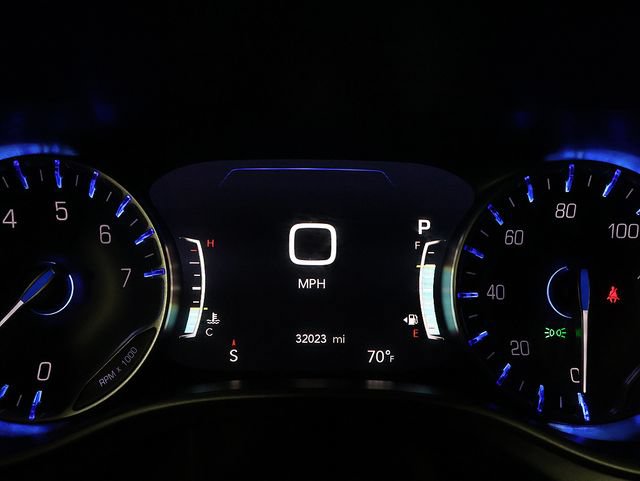 Used 2024 Chrysler Pacifica Touring-L FWD image 17