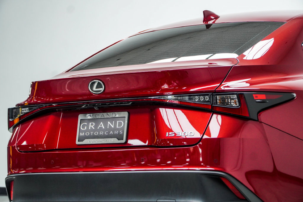 Used 2024 Lexus IS 300 w/ Comfort Package RWD image 16