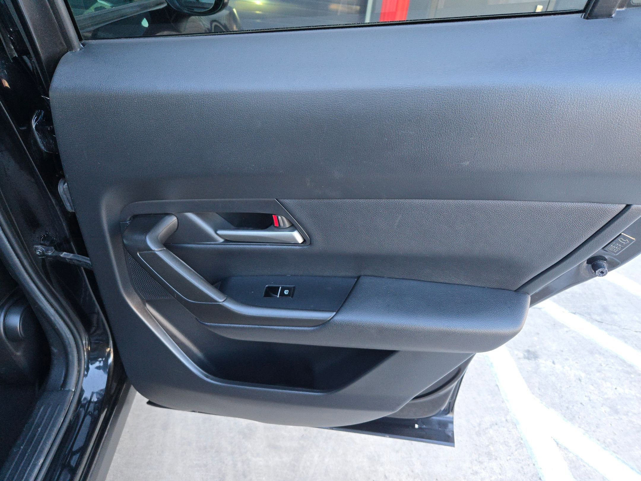 Used 2023 MAZDA CX-50 2.5 S w/ Preferred Plus Pkg image 28